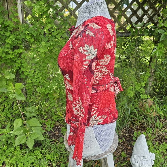 90s Red Floral Paisley Lace Bell Sleeved Fairycore Whimisgoth Style Top Small - Picture 3 of 10